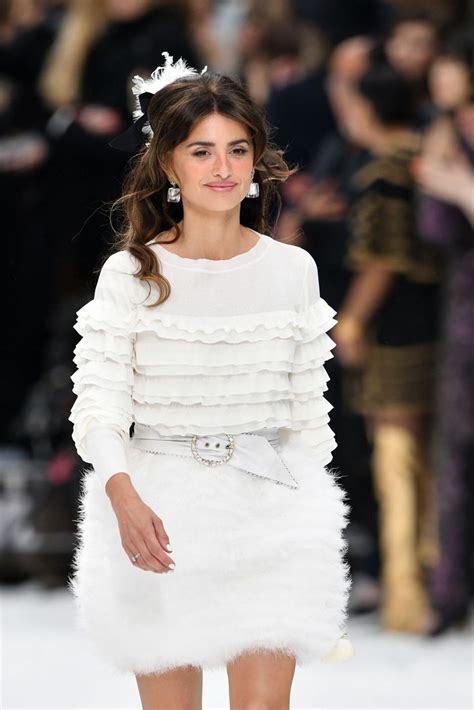 penelope cruz defile chanel|penelope cruz movie.